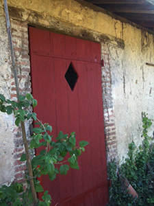 Peinture naturelle prête à l'emploi pour bois intérieur / extérieur ou supports absorbants comme plâtre, chaux, OSB, BA13 en intérieur.