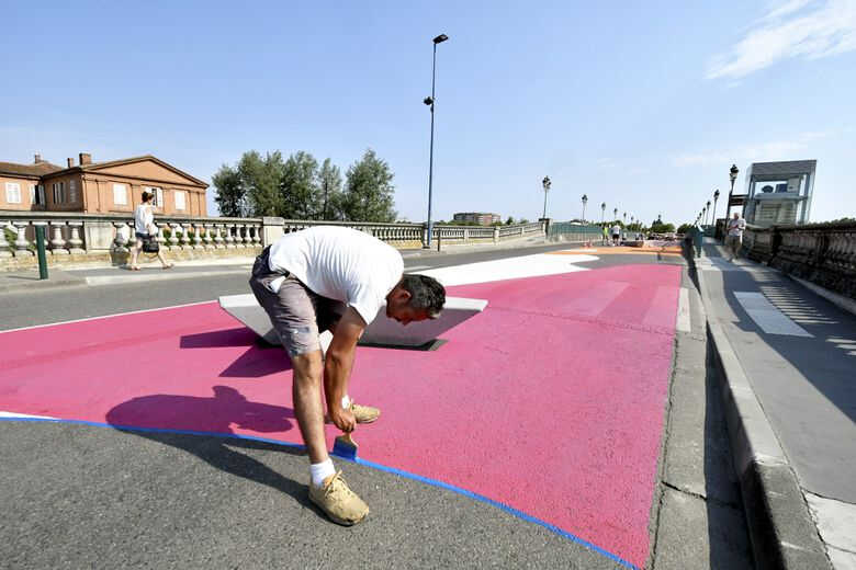 Peinture temporaire Natura pont Toulouse