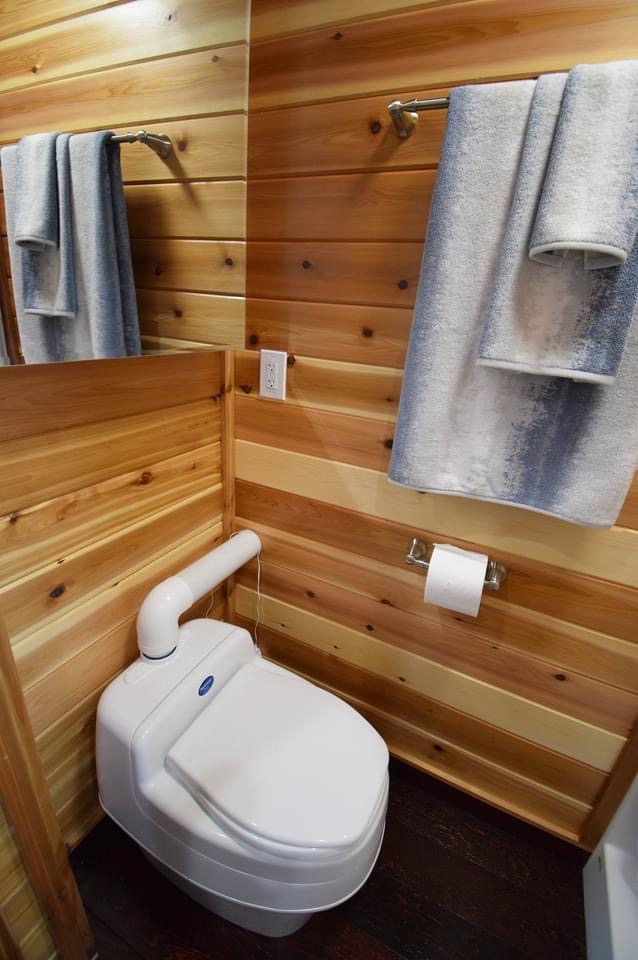 toilette sèche dans tiny house