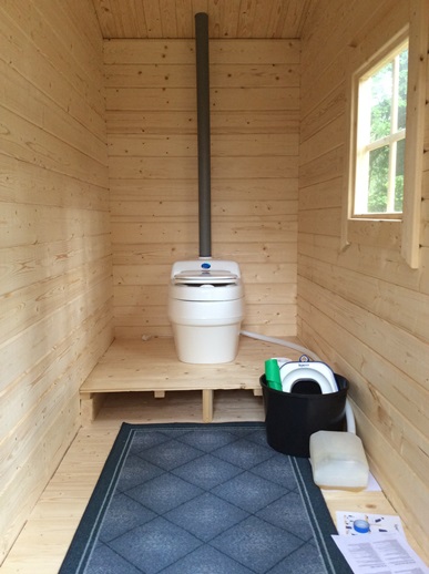 toilette sèche Villa Separett cabane bois